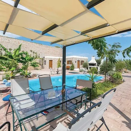 Sleeps 6 Pool Air Con Wifi Villa *