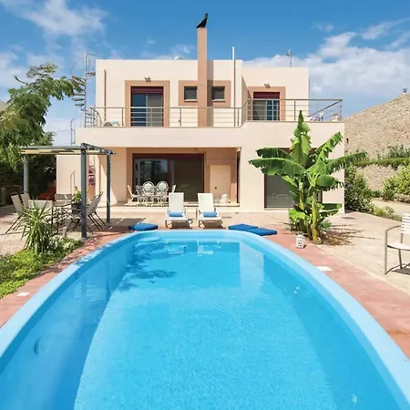 Sleeps 6 Pool Air Con Wifi Αφάντου